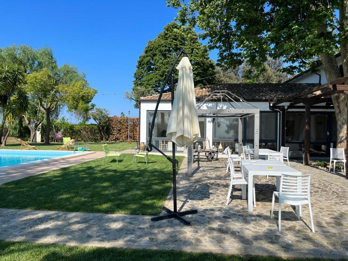 Вилла Masseria Brica Rossa Thurii Экстерьер фото